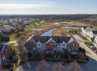 270 Cassidy Ln, Elgin, IL 60124