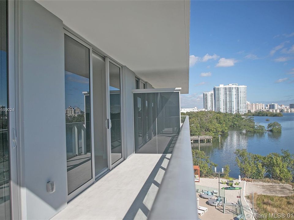 1st image of 16385 Biscayne Blvd Unit 416