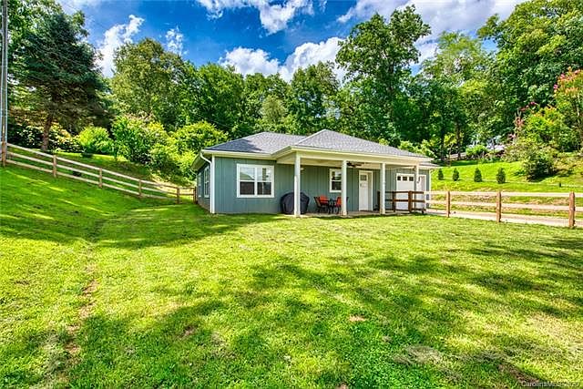 1st image of 41 Huckleberry Ln