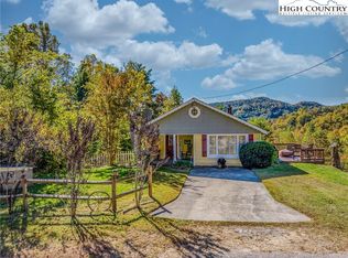 5977 Waterfalls Rd, Lenoir, NC 28645