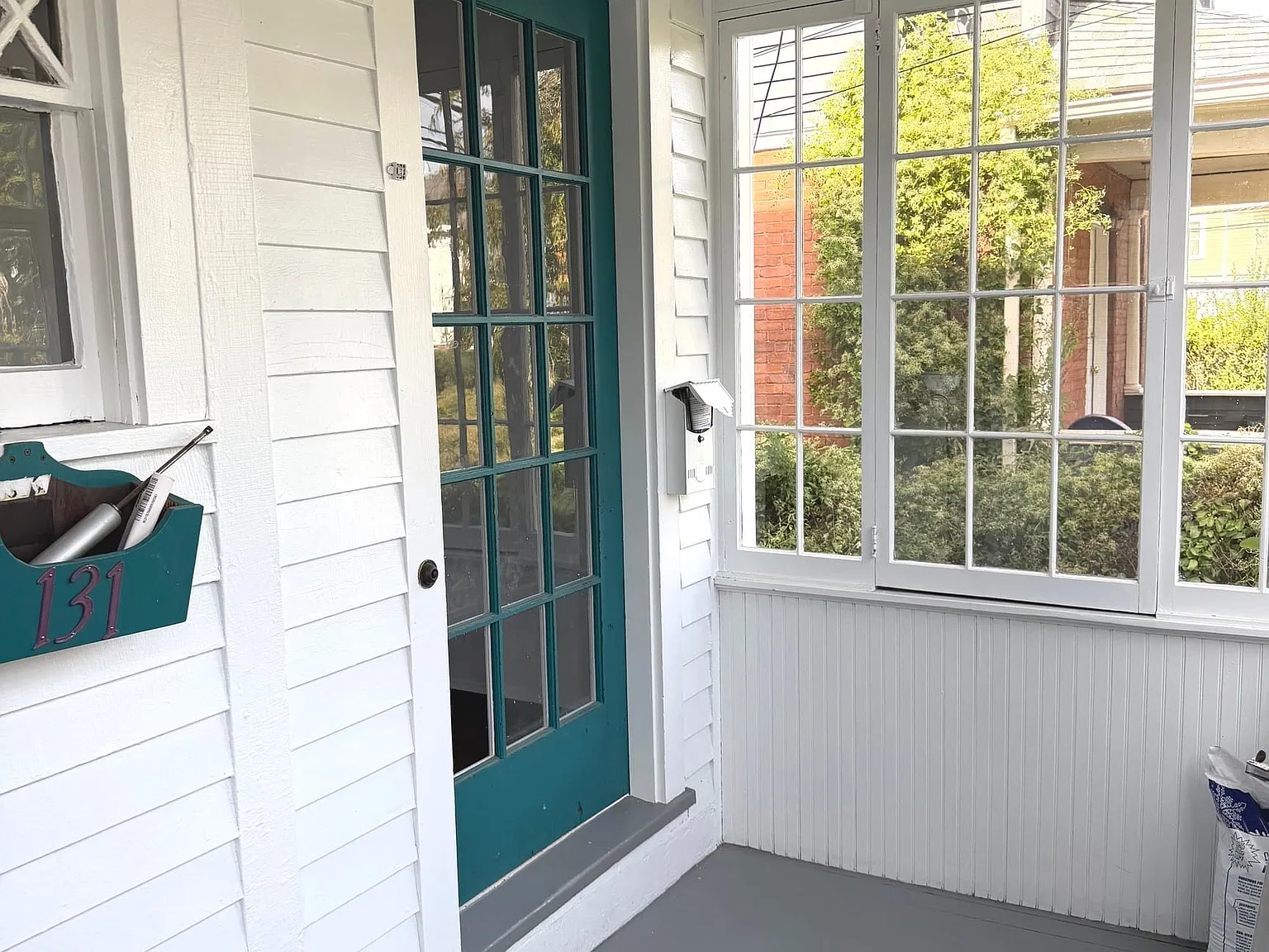 2 bed, 1.0 bath, 1200 sqft, $2,100 — Photo 2