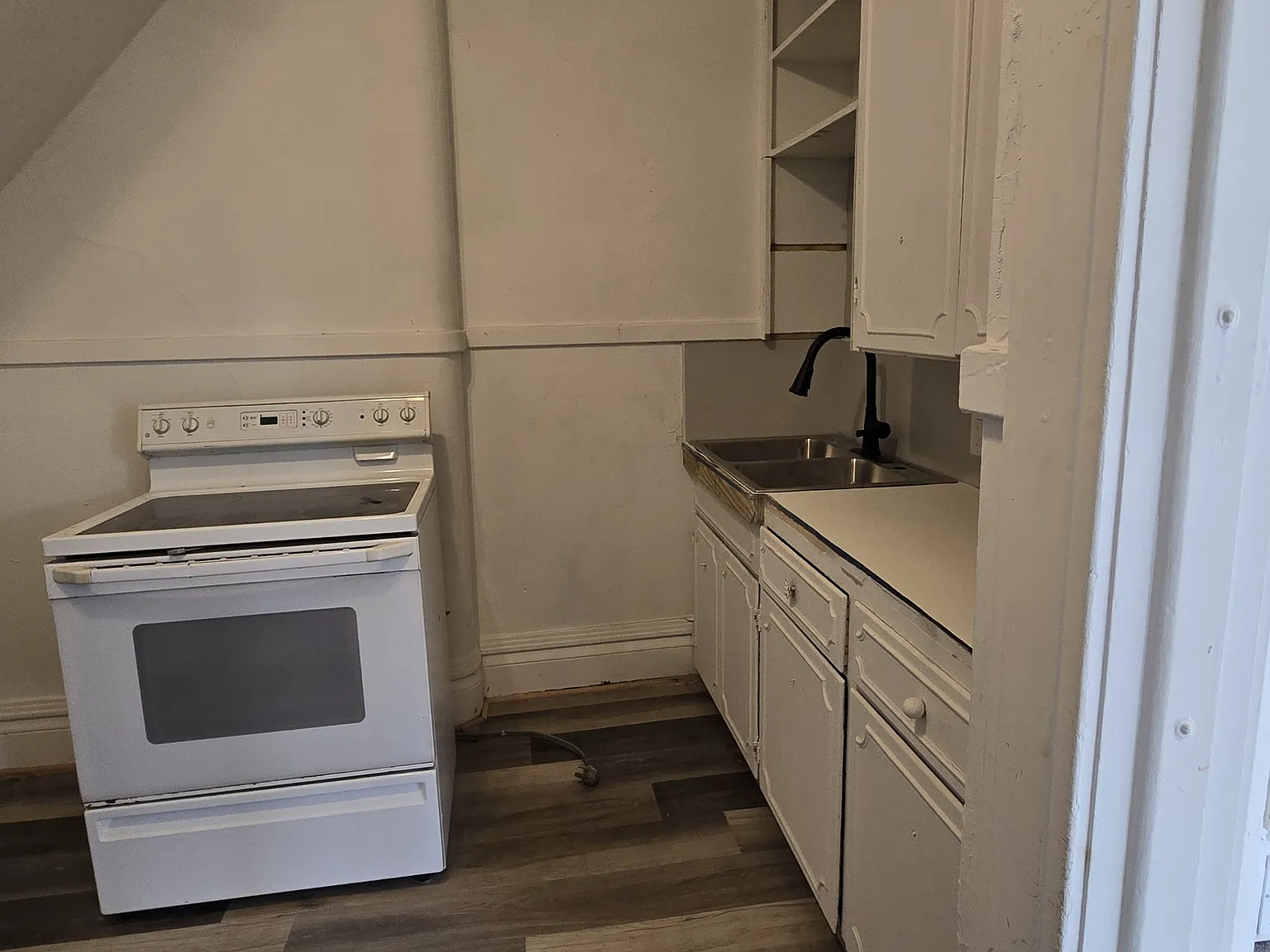 113 West Division St. - #2 — Photo 3