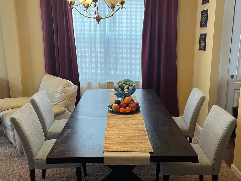 10210 Hamlet Ct — Photo 5