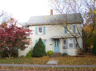 136 Hillside Ave #1, Needham, MA 02494