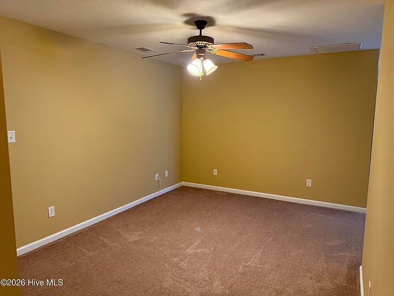 925 Woody Hill Cir — Photo 28