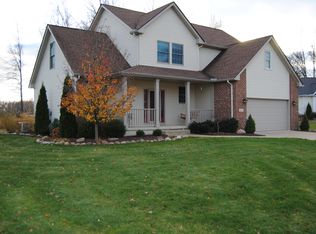34323 Crown Colony Dr, Avon, OH 44011