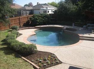 2204 Cedar Cir, Carrollton, TX 75006