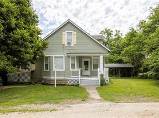 407 N Charles St, Warrensburg, MO 64093