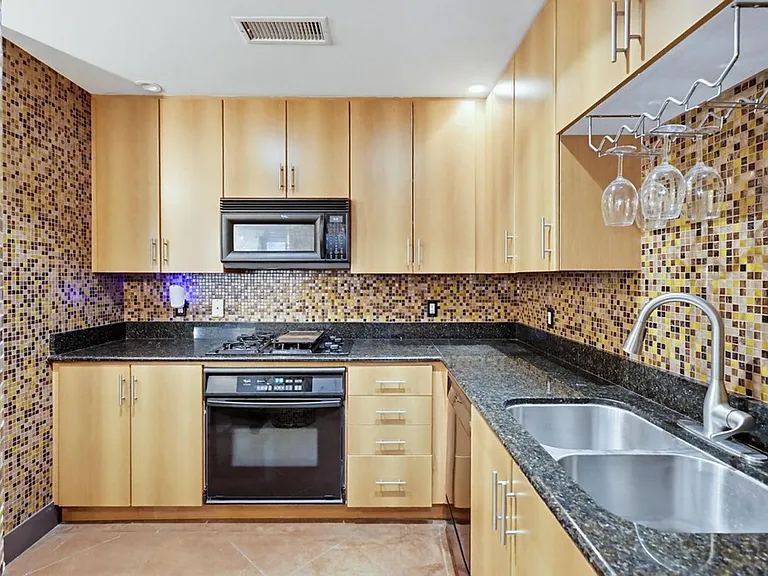 1225 Island Ave #111 — Photo 5