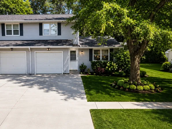 843 Edgewood Dr, Green Bay, WI 54311