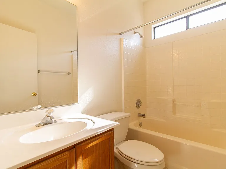 12100 N 89th Dr — Photo 14