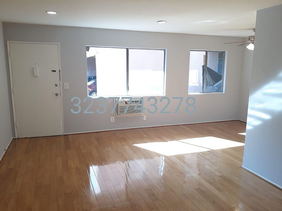 1st image of 2828 Rowena Ave