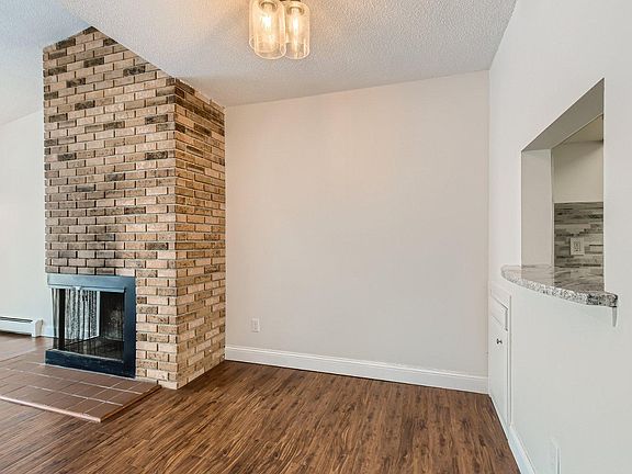 5th image of 1544 Millpond Ct #44