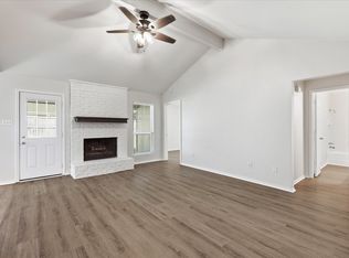 7913 Pebblebrook Dr, Watauga, TX 76148