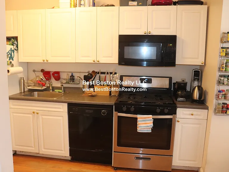 350 Allston St #1 — Photo 5