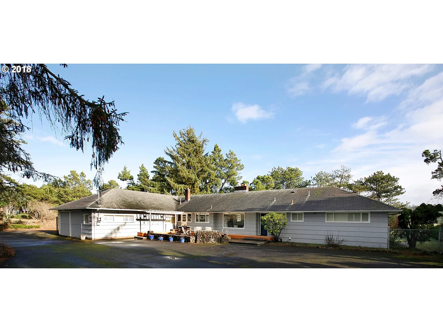 807 S Marion Ave photo 1