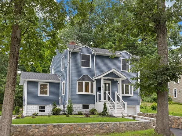 203 Forest St, Reading, MA 01867