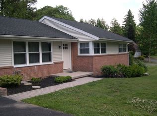 1605 Golf Rd, Reading, PA 19601