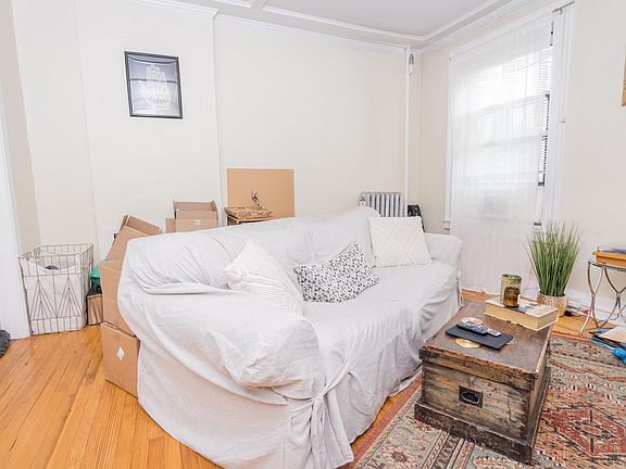 4th image of 423 Broadway APT 32