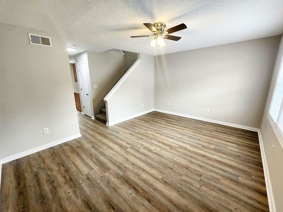 1st image of 180 E Grande Ave #8