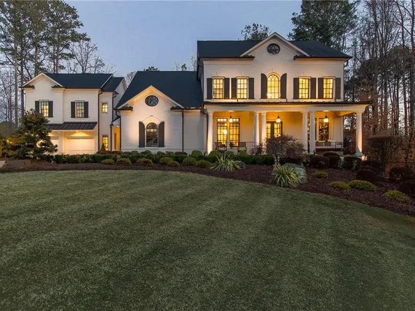 5030 Forest Cir, Milton, GA 30004