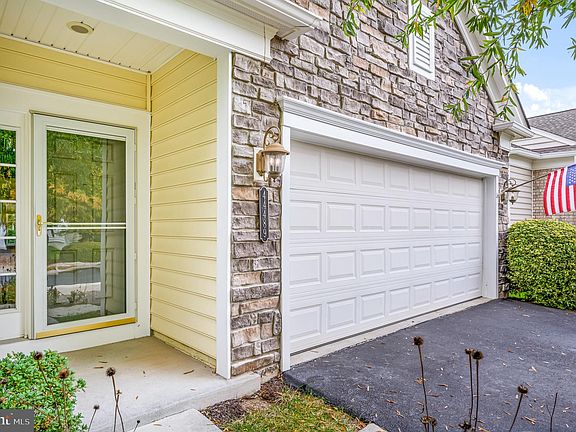 5th image of 44489 Blueridge Meadows Dr