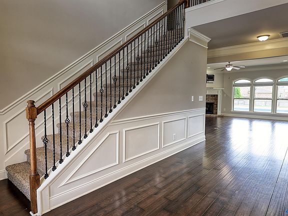 4th image of 108 Hanson Pl