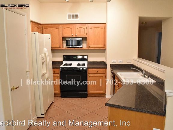 5th image of 10245 S Maryland Pkwy Unit 151