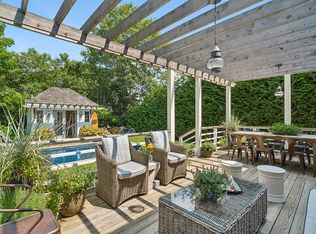 22 Willis St, Southampton, NY 11968