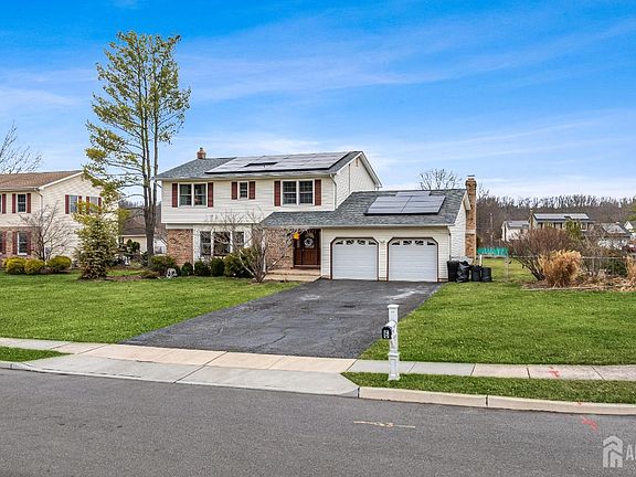 3rd image of 6 Stafford Rd