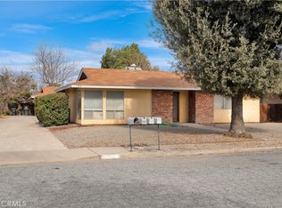 794 Evergreen St, Hemet, CA 92543