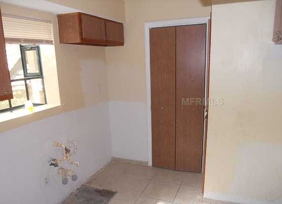 5th image of 8642 Mallard Reserve Dr Unit 105