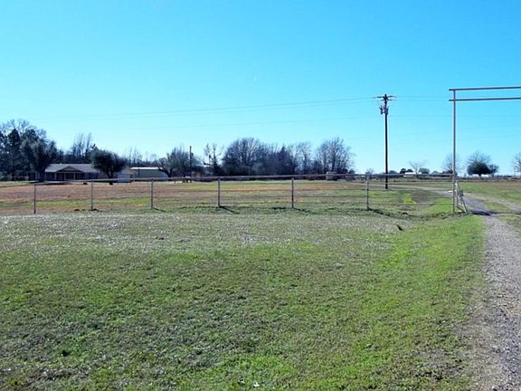 2nd image of 2456 Highway 259 S
