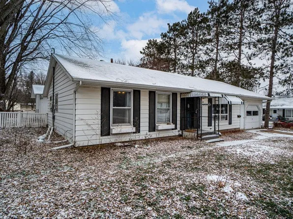 615 Pine Ave E, Menomonie, WI 54751