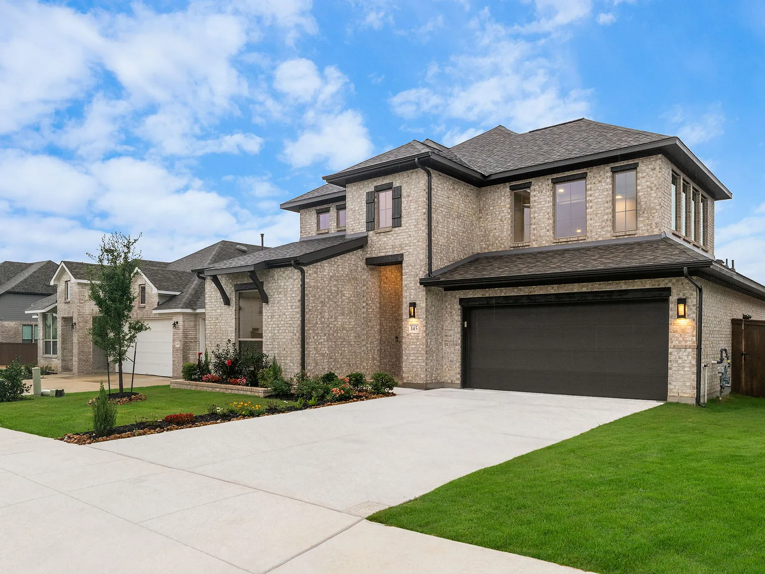 4 bed, 3.5 bath, 2561 sqft, $3,850 — Photo 2