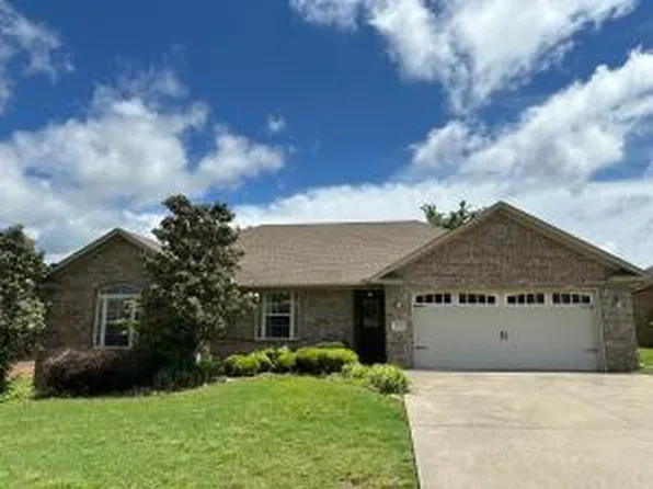 3958 Hemlock Ln, Russellville, AR 72802