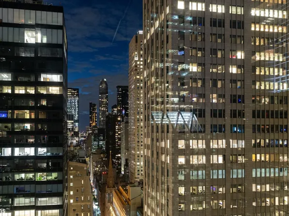 60 East 55th Street image 25 of 28