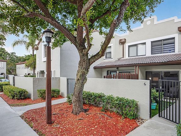 3rd image of 10425 SW 154th Ct APT 6