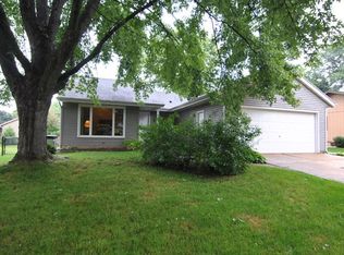 6918 Stratford Dr, Madison, WI 53719