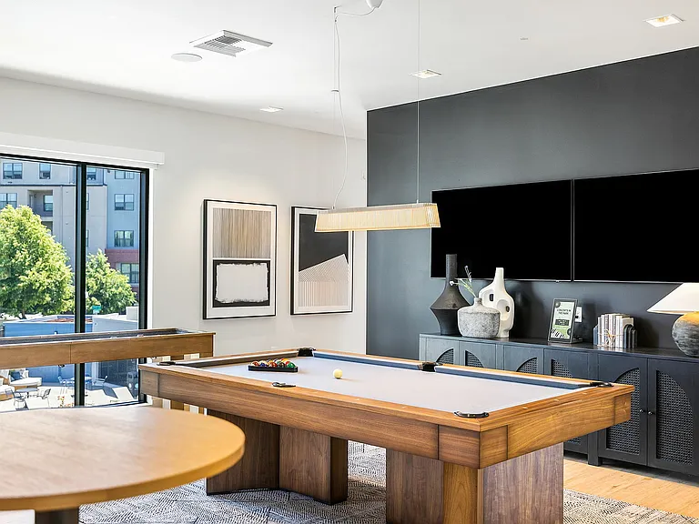84-web-or-mls-775-n-6th-st