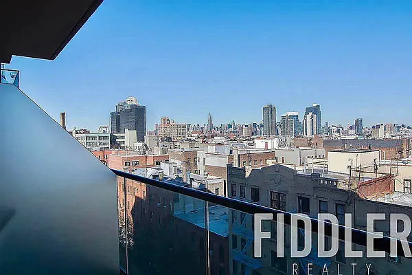 Rented by The KCI Group | media 21