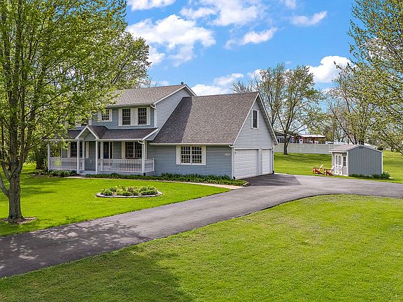 2nd image of 17654 Driftwood Ln