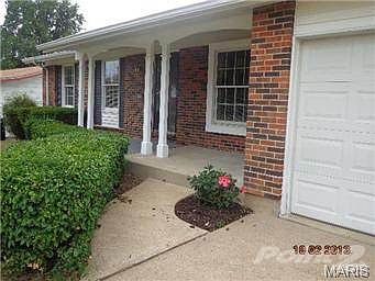 1st image of 11365 Amboy Ln