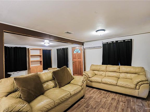 4th image of 1029 Pueblo St