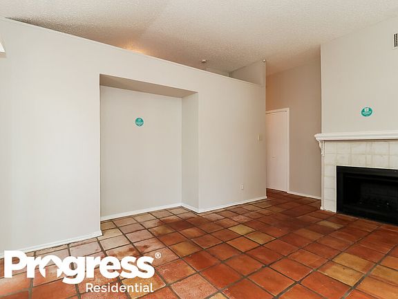 5th image of 1424 Horncastle St