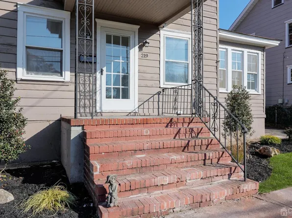 219 S Adelaide Ave, Highland Park, NJ 08904