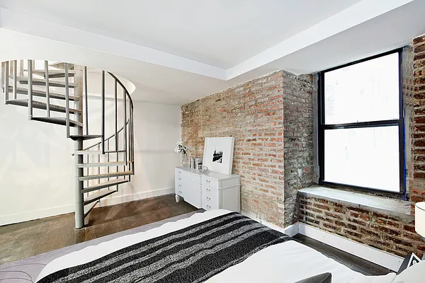 Rented by R New York | media 26