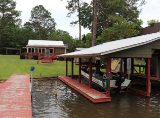 704 Cork Ferry Rd, Cordele, GA 31015