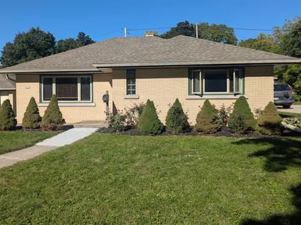 221 N Story PARKWAY, Milwaukee, WI 53208