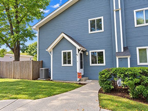2nd image of 24 Magnolia St #11